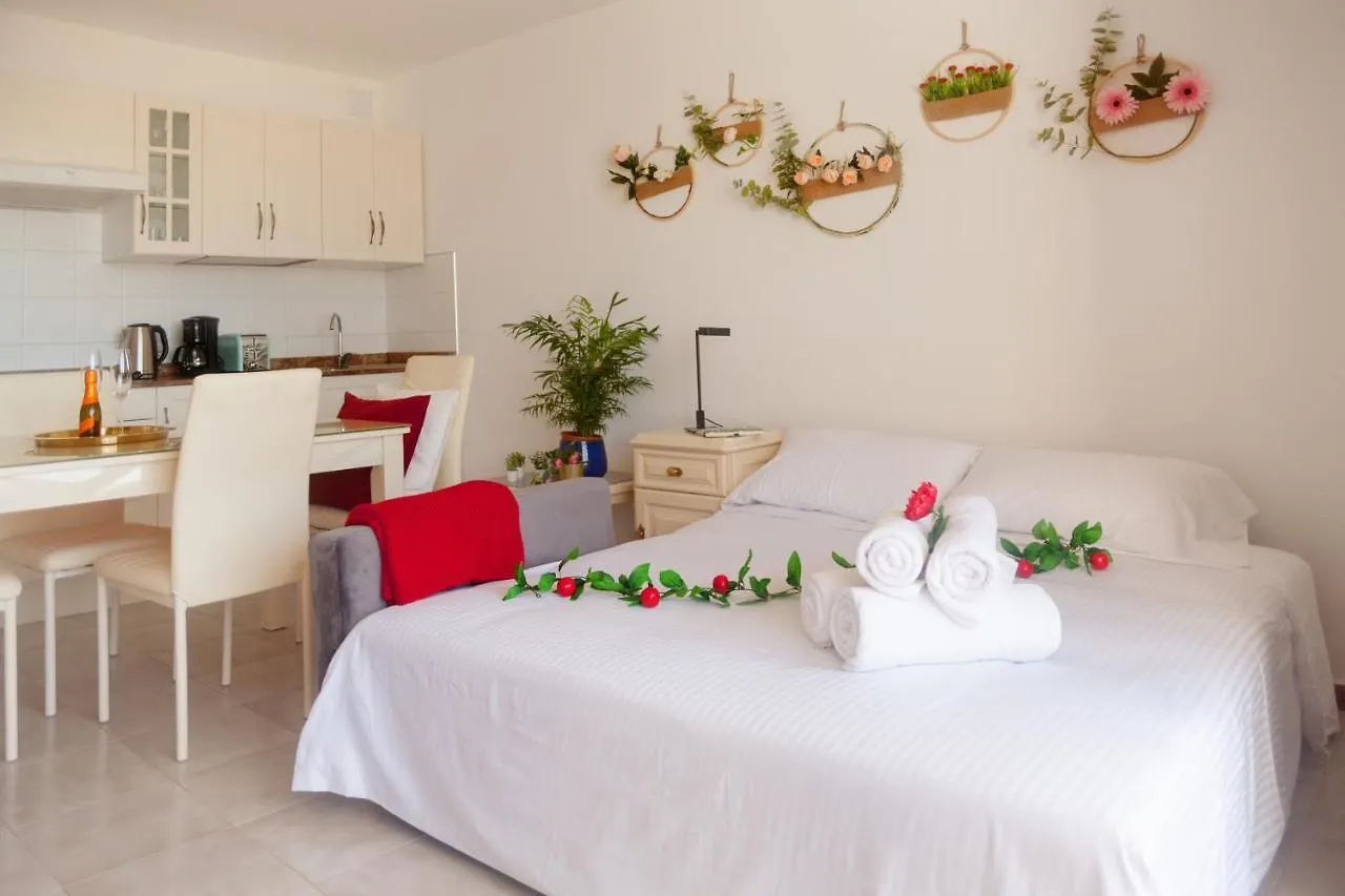 Apartamentos Thaisay Tias Apartment