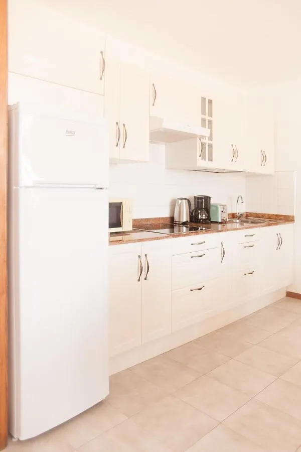 Apartamentos Thaisay LA PEÑITA Tías España